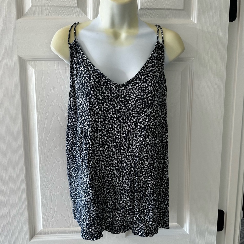Loft navy blue floral strappy cropped tank top size XL